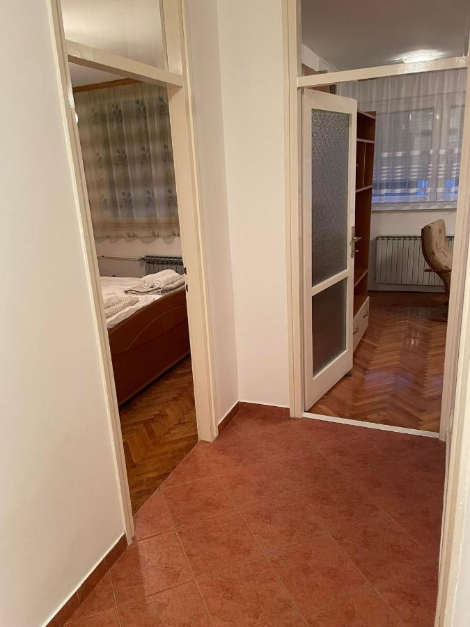 Lolly Apartment Карловац Екстериор снимка